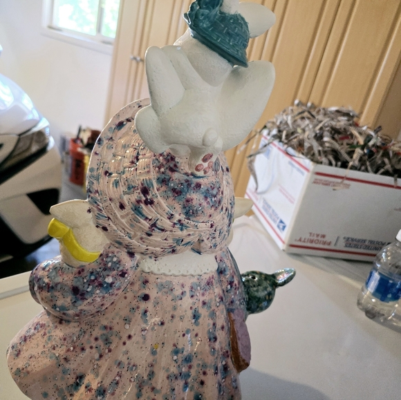 Ceramic Peter Rabbit Bunny - Picture 3 of 4